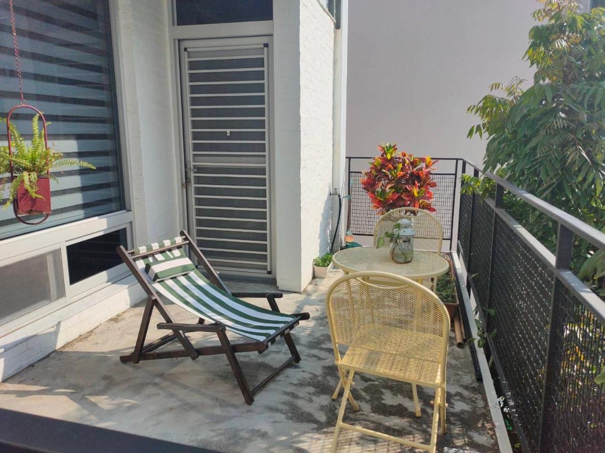 Moon 2 Tainan Bed & Breakfast Anping Eksteriør bilde